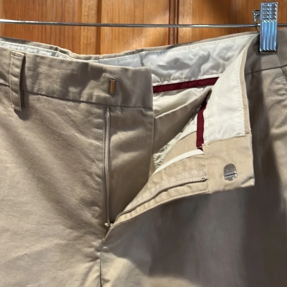 J.crew flex Bedford khakis pants size 34/32 .